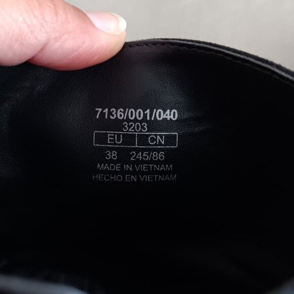 Zara Platform Blacks Boots - Picture 3 of 4